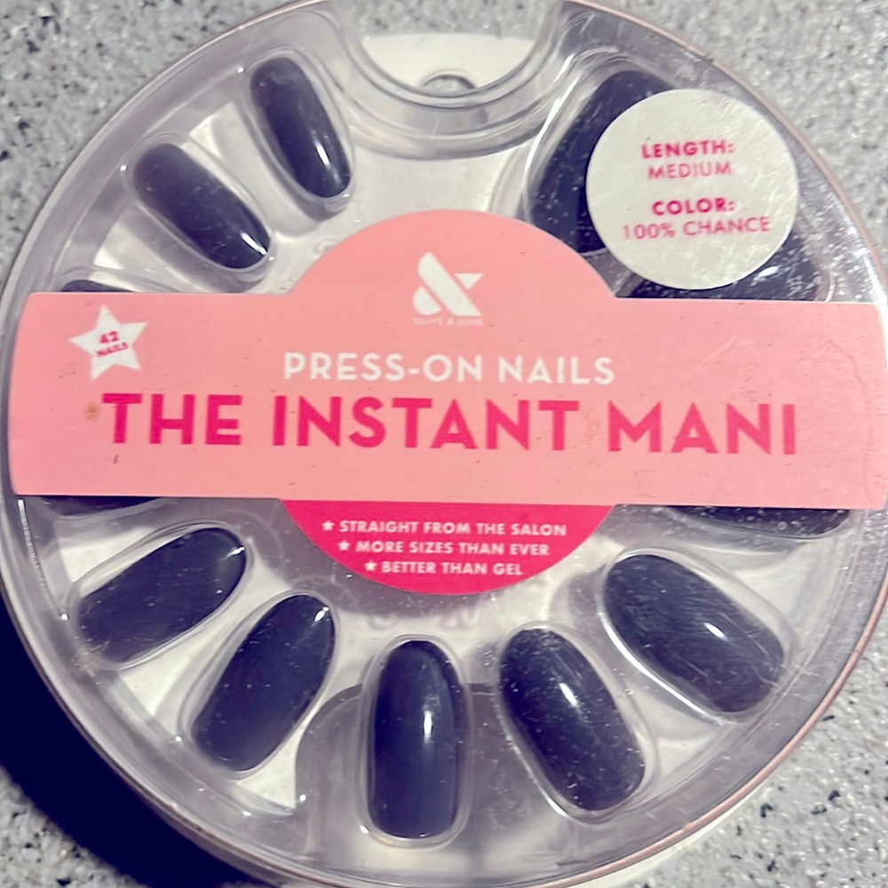 New in package medium length 100% chance blue instant Mani press on nails